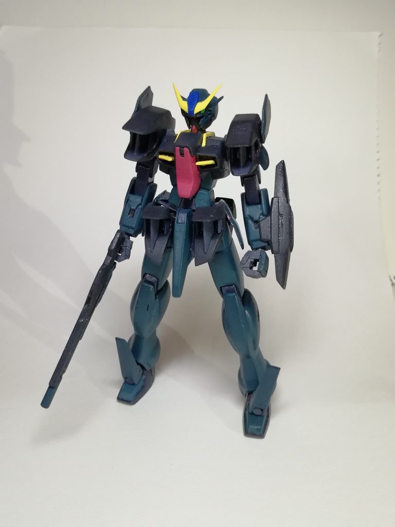 正面から。胴体の塗り分けが大変でした。