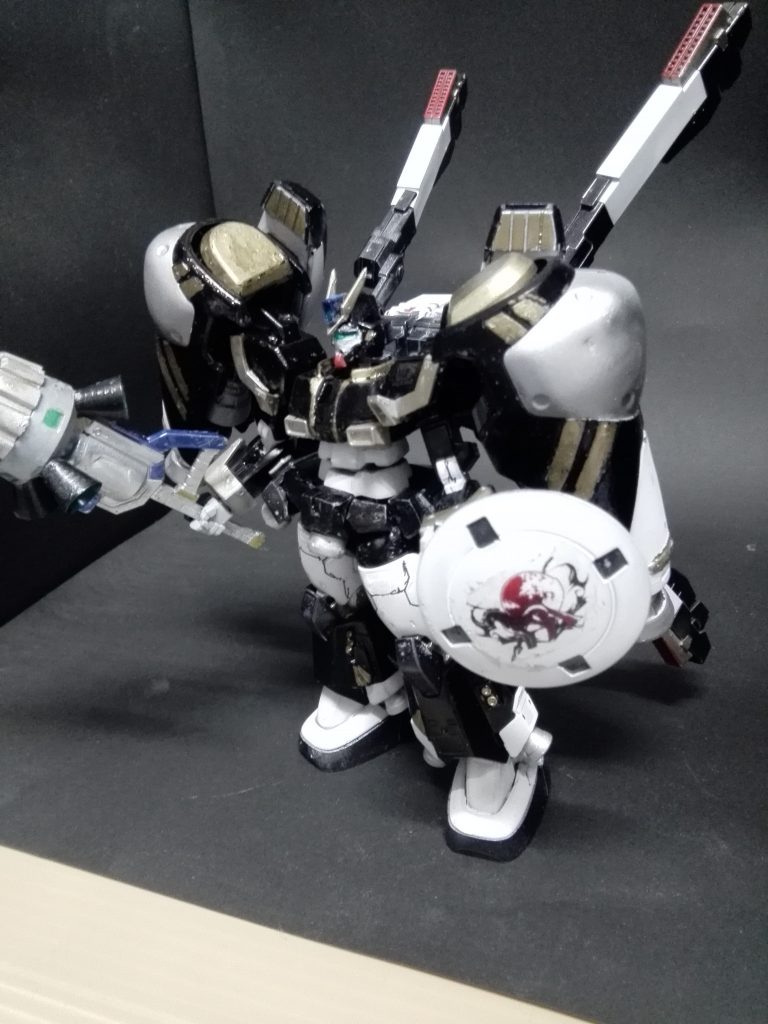 決戦仕様のブースター増設バージョンです。
よりスピードを増してトランザムにも負けないスピードを持ちます。