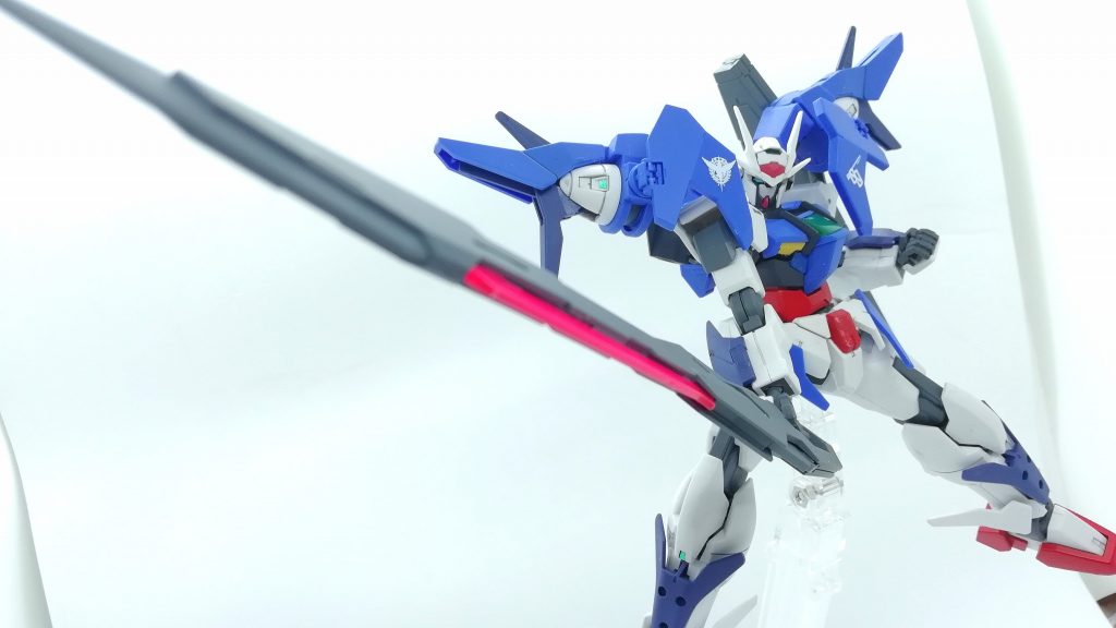 バスターソードを構えて。
大型剣はかっこいいですね!