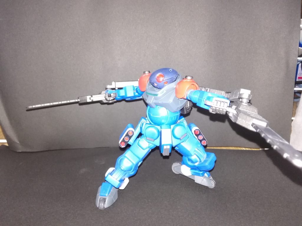 ビルドダイバーズに助太刀するのと同時にロンメル隊長に挑戦するも瞬殺されている(笑)