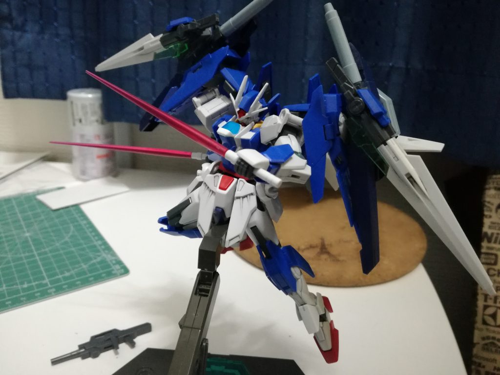 こちらはビームサーベル二刀流