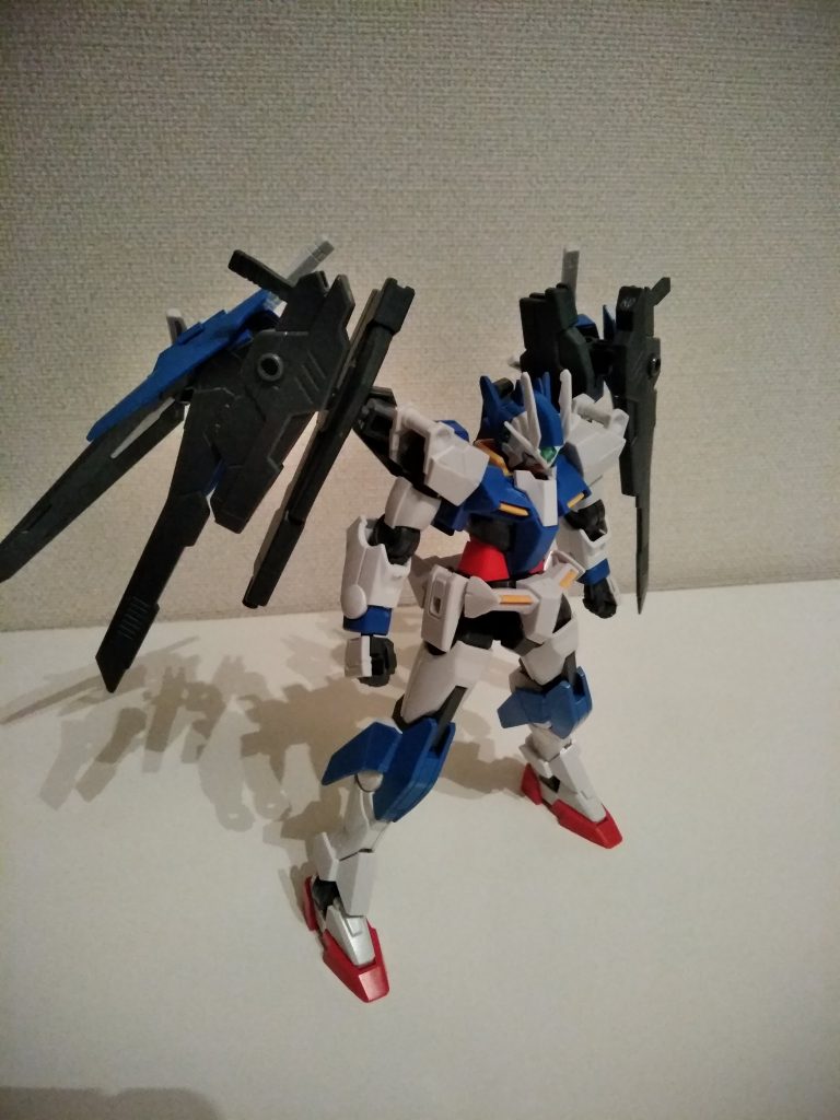 ディステニーよりも
フリーダムやストライクノワールから影響を受けたという設定