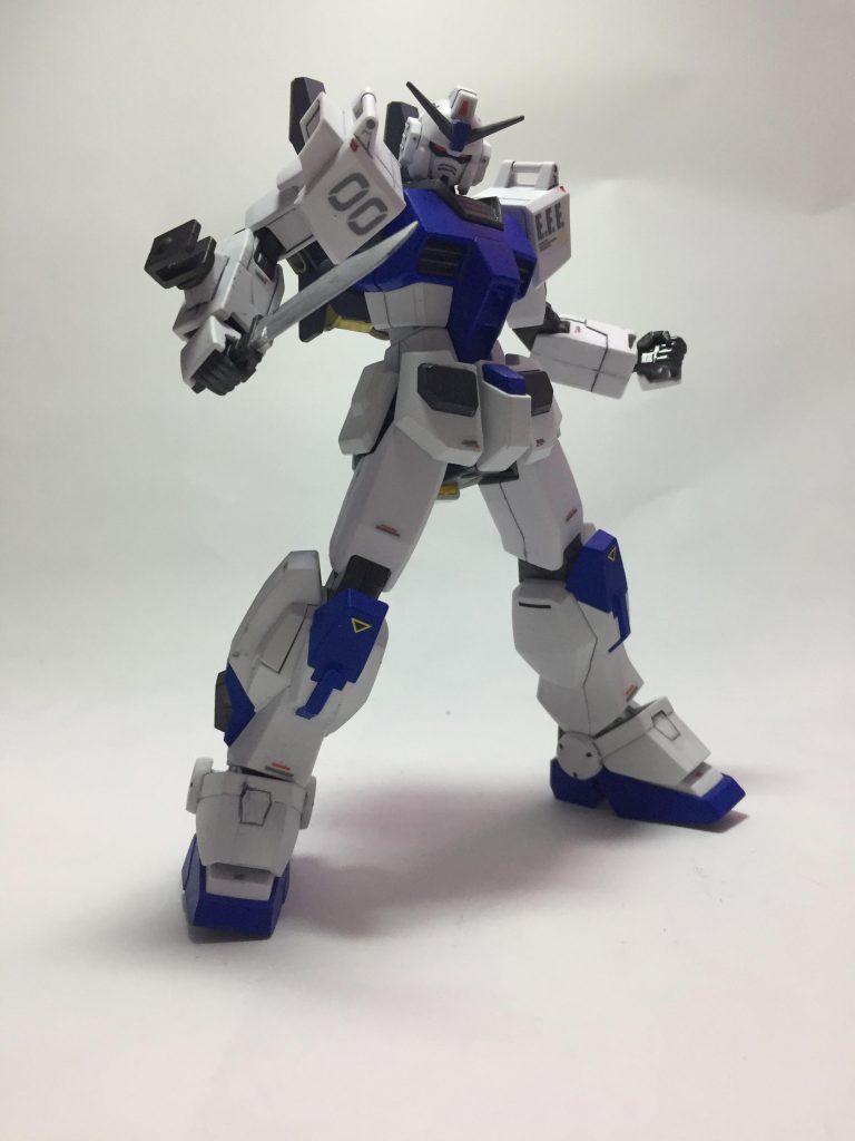 戦いの基本は格闘だ!