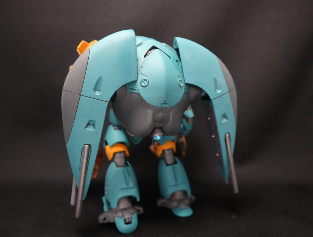 大型バックパック。ハイゴッグの胴体とアビスガンダムのミキシング