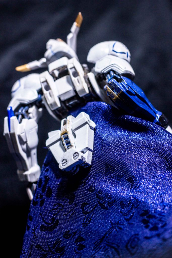 背面綺麗に取れたのでおまけ。
布はコスプレ衣装を製造した時の余りです。
チャイナブロケード、だったかな