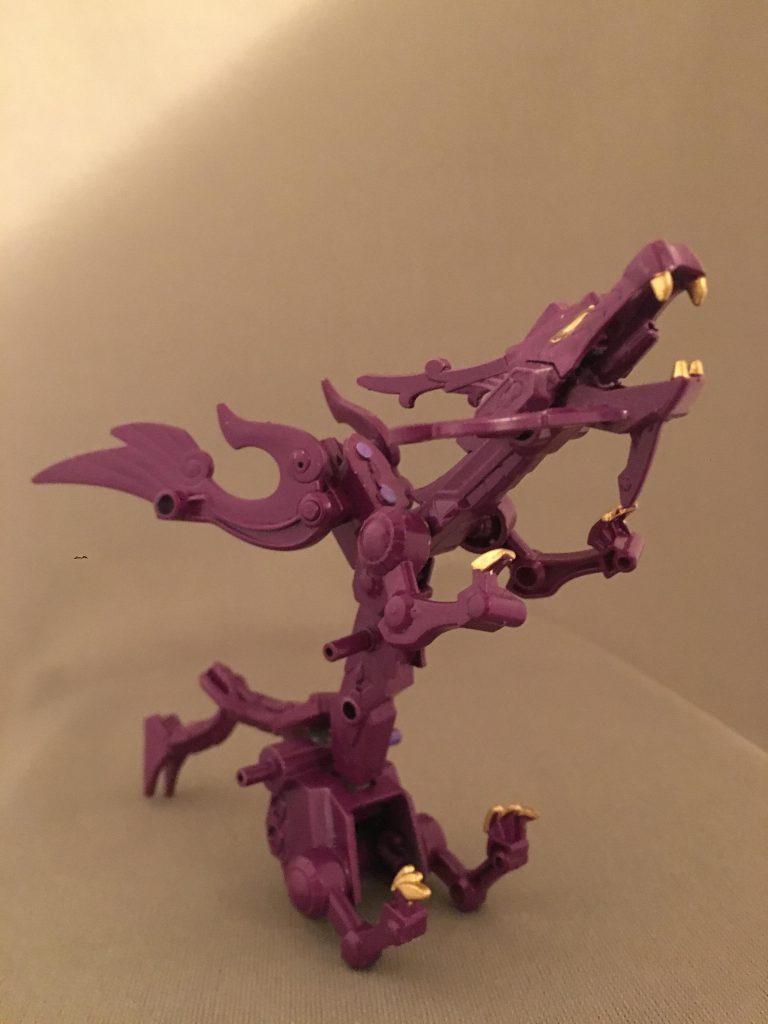 ドワーフ城のゴルベーザ戦で召喚してくる黒竜も作成しました。

劉備ストライクの蒼龍の神器と趙雲ガンダムのバックパックで構成しています。