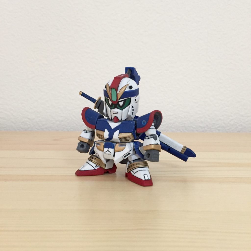 軽装状態。いつもの可動改造と顔の作り直しです。