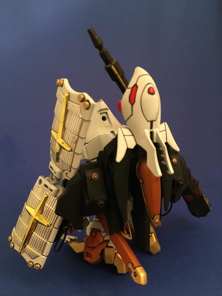 三国伝の陸遜、貂蝉を中心に、直江兼続やファーストガンダム大将軍、BBライトニングのパーツ等でミキシングしました。