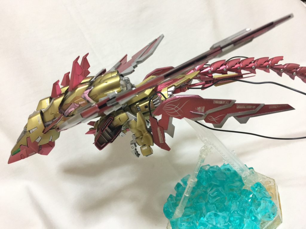 シュトゥルムウントドラングはワイバーン形態でのポジションも取れます。