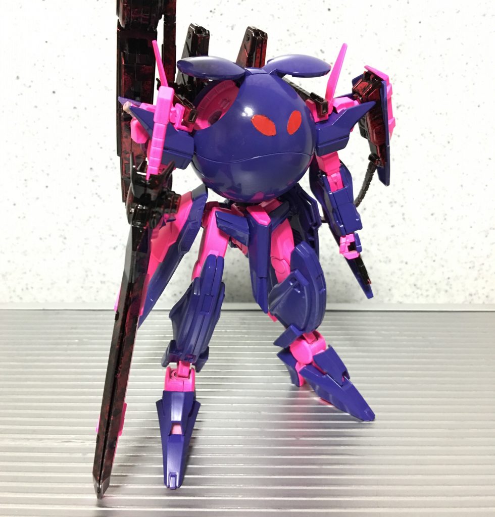 ( 。・v・。)ノ 今回の目の大きさはハロプラの2倍近くありますが、表情がうまく出せたと思います。
(ダレダテメェ!ダレダテメェ!)