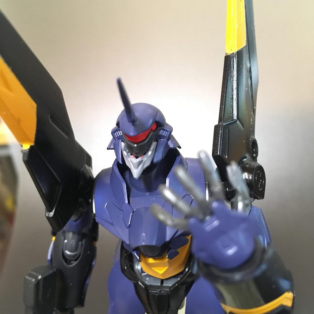 顎、ハンドパーツの部分は鉄血のオルフェンズのバルバトスのものを使いました。親和性が高く良かったです！