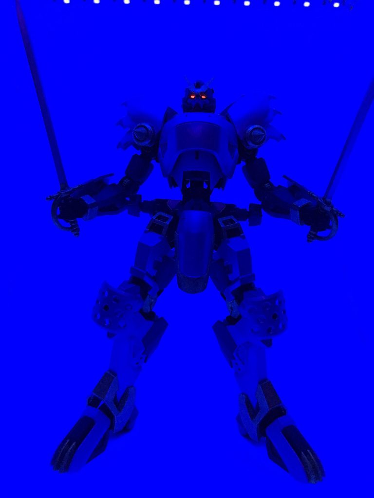 やっぱり目を光らせたい
まだまだガンダムフレームで遊びたいですね
ウヴァルユハナやグレモリーもキット化して欲しいー