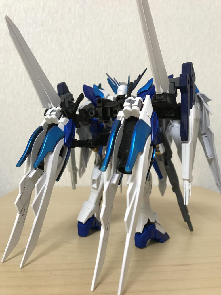 全体的にゼロ炎とは対照的な氷、雪というイメージで配色しました。