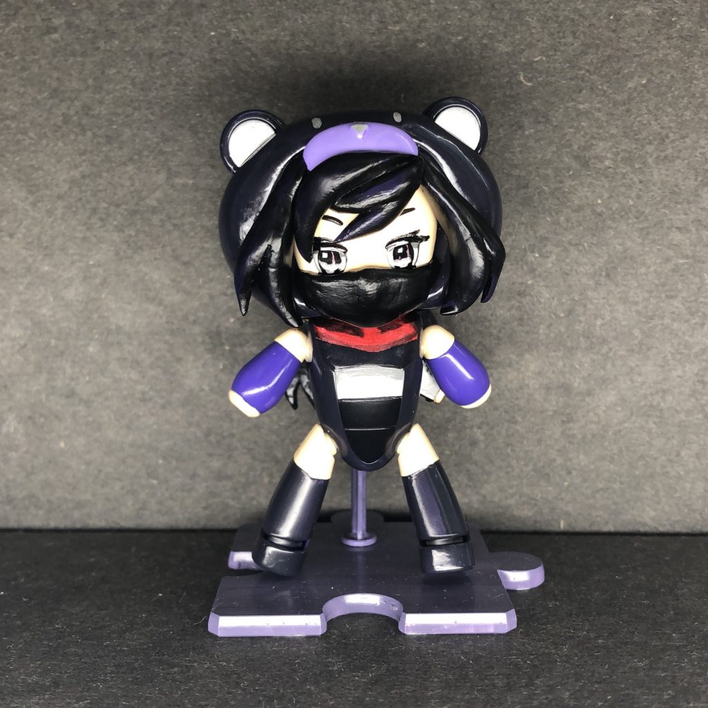 マスクはネオジム仕込んであるので脱着自在です。