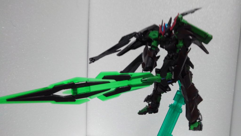 GNアストレイ　ブラックローズ–3枚目/制作者：比戸イエラ