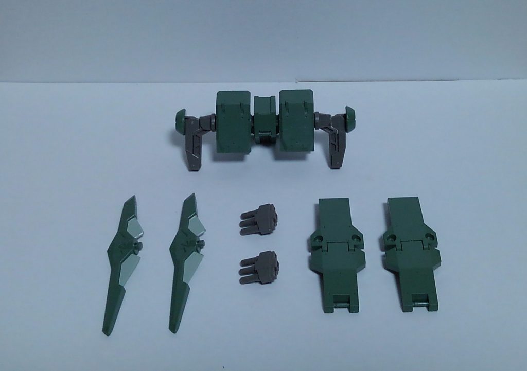 オプション装備。
増加粒子タンク内蔵ＧＮバーニア
ＧＮディフェンスロッド
ＧＮディスチャージャー
ＧＮリアクティブシールド