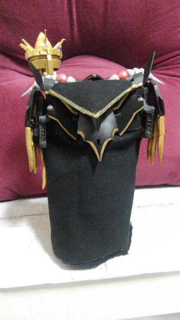 元の世界に戻る為にELダイバーの力に目をつけており有志連合とビルドダイバーズの戦いではリク達に協力していた…という設定
*「彼女を犠牲にしてでもこの世界を守る…か 時と場合によっては私もお前達と似たことをするだろう、だからそれを責めるのは我儘というものだ。」*