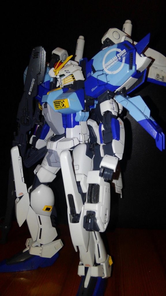 キットの出来とパーツ総数は歴代上位だと思われます!(個人の感想デス)
マスキングテープで養生しつつペタペタ塗りましたヽ(・∀・)ノ