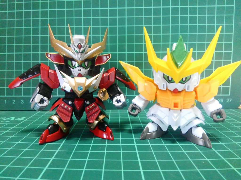 ショックガンダムの胴体、手足を延長して等身を上げています。