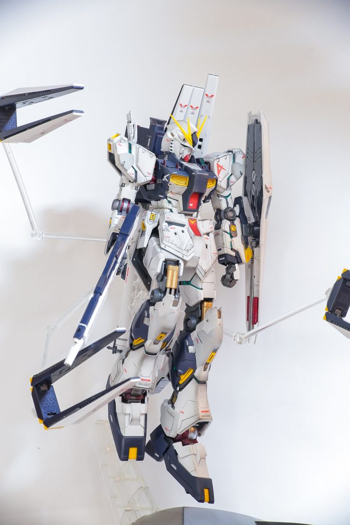 サイコフレーム展開。ウェザリング施す前の状態です。