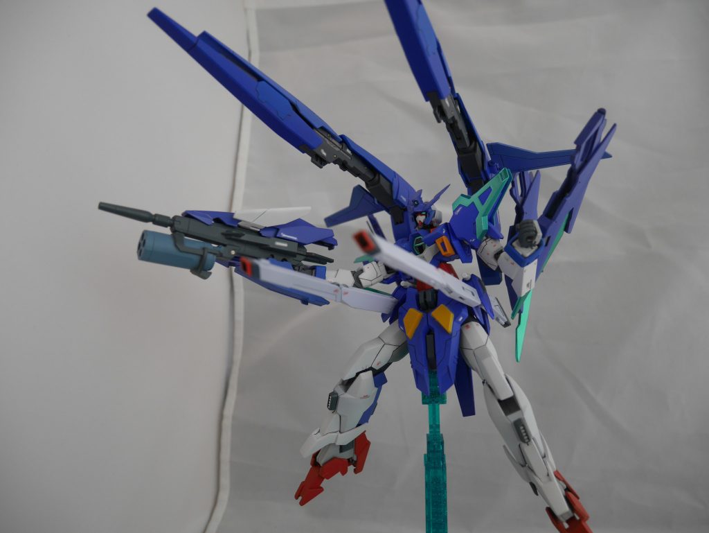 2丁ライフルをバックパックに取り付け、
フリーダムさながらのフルバーストが可能。
こちらは火力重視の一点突破用の想定です。