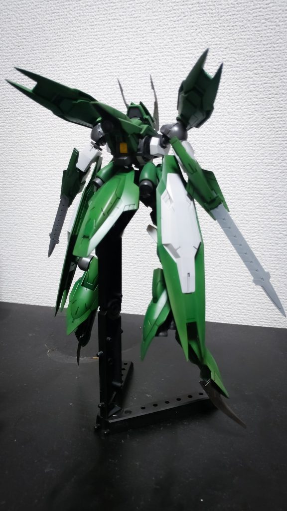 後ろからも１枚
至るところに配置されているバーニアが高機動さをアピールしてます(^^)d