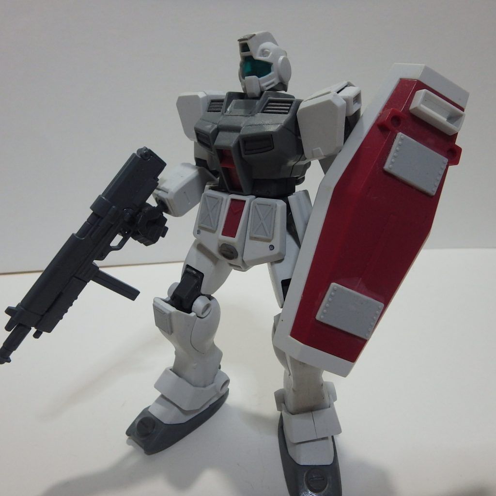 気づいたら別の銃を持っていた。これ、誰の銃だ。