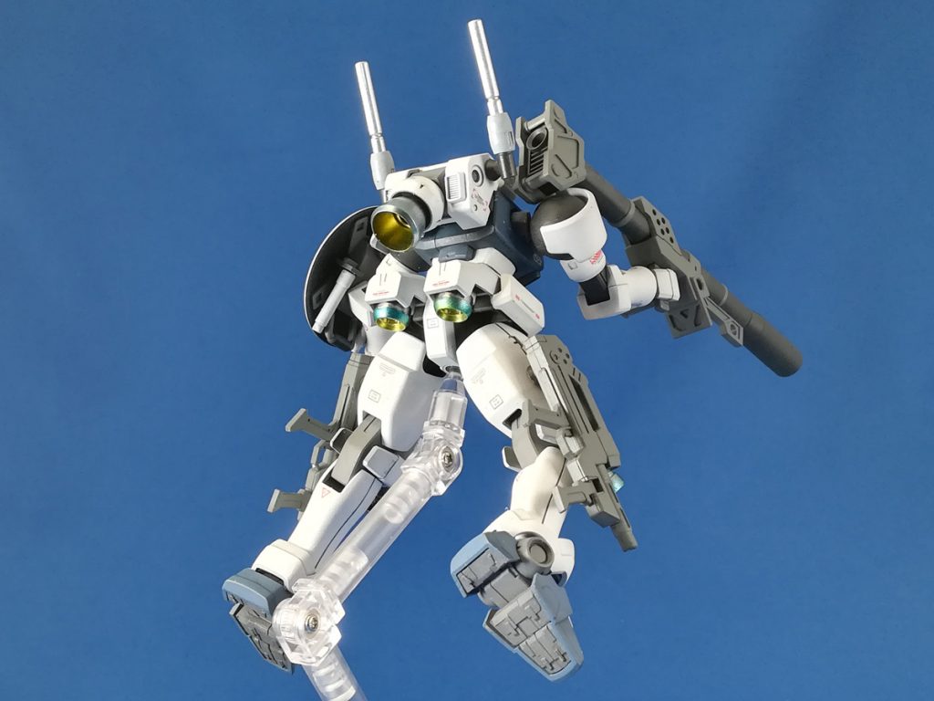 フル装備背面から。