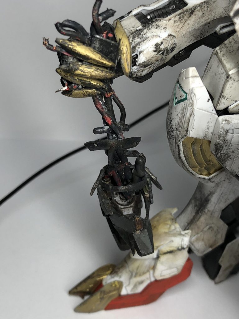 グレイズのコックピットと頭を取ったのを再現しました。