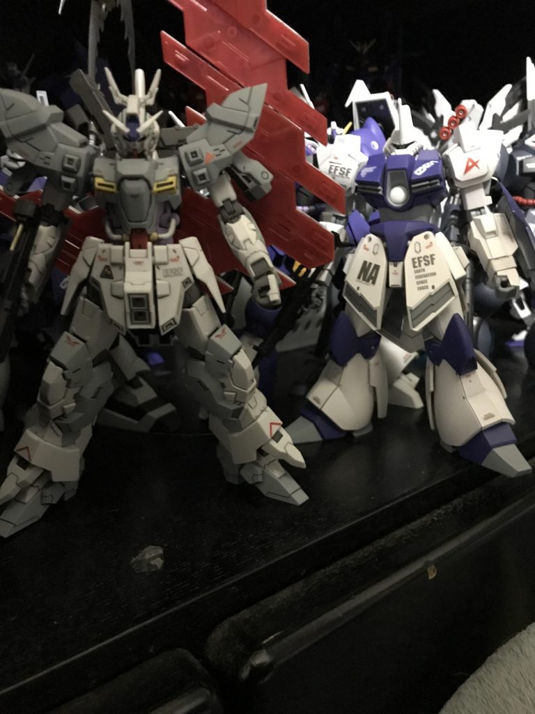 圧倒的な戦力での治安維持
アナハイムの全面協力により近代改修されたガルバルディγ、しかしながら敵勢力に劣ることもありガンダムタイプの導入を要請したアムロに対し
アナハイムが用意した機体...
という妄想ですね。