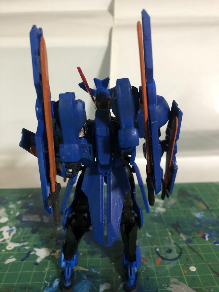 クジャン家の倉庫でホコリをかぶっていたヴァルトラウテの設計思想やナノラミネートアーマーの構成がギャラルホルンに、再評価され、ゲイレールやグレイズの装甲に反映された。