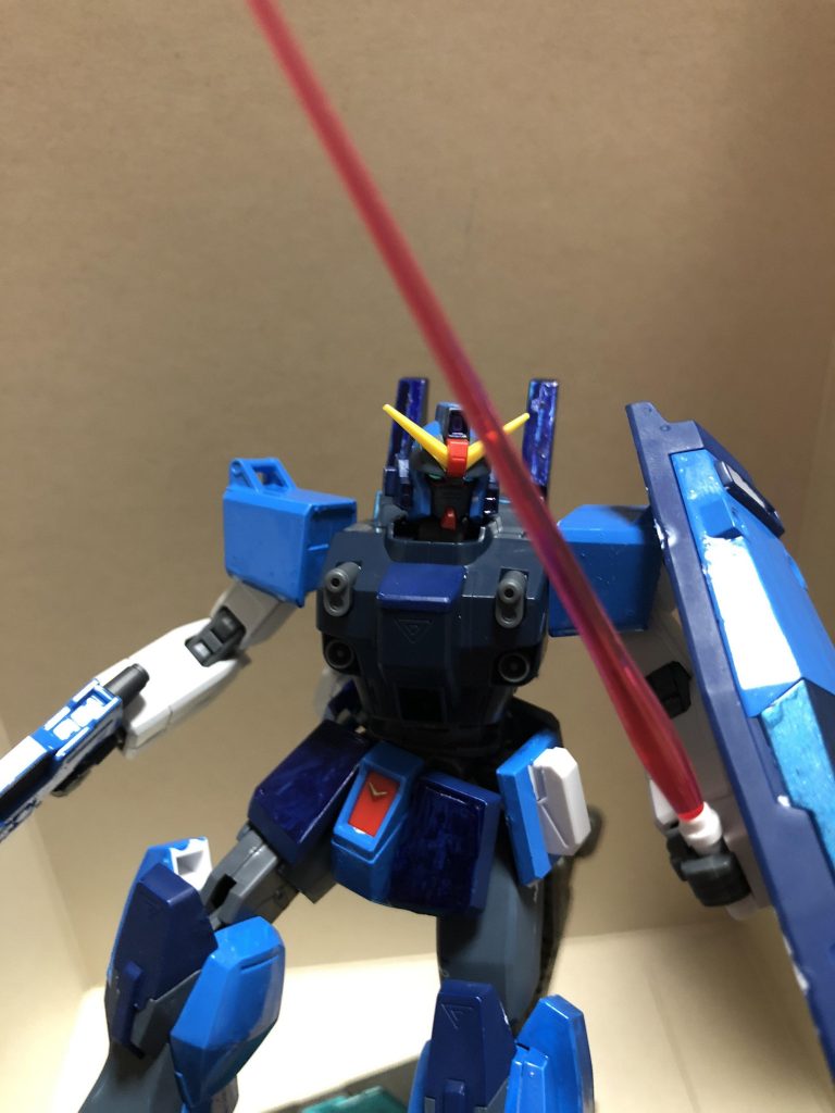 ビームサーベル
ブルデス三号機の脚部そのままなのでもちろんあります。

しかしながらこの二本だけなのでそれを失うとジリ貧です。