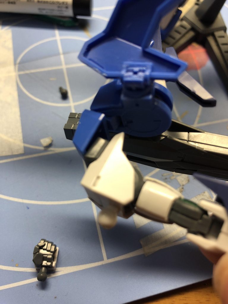 Twitterでも載せましたが、ダブルオースカイの肩にスカイのGNドライブの軸？の先をつけたもの