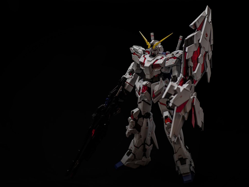 本編の流れからしてアナハイムエレクトロニクスとのロゴは入れないぞという地味なこだわりがありました。