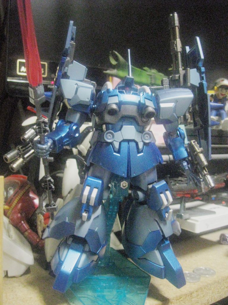 製作途中で塗装のメタリックもチョット明るめです。