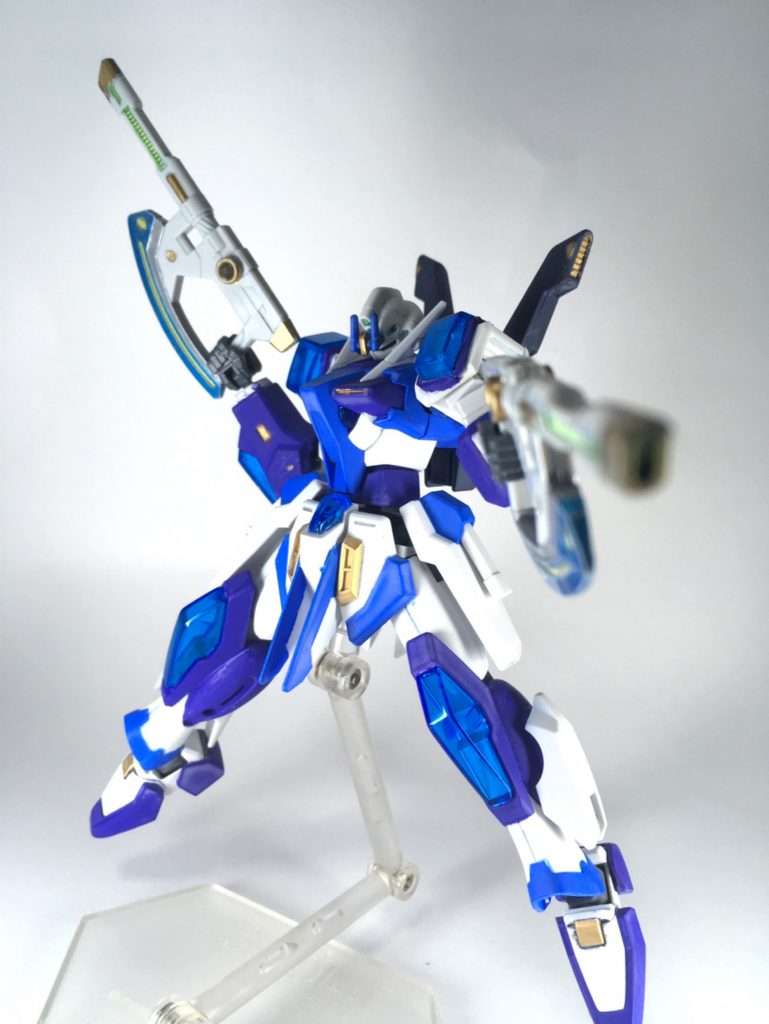 取り外すことで、ハンドライフルとして装備できます。