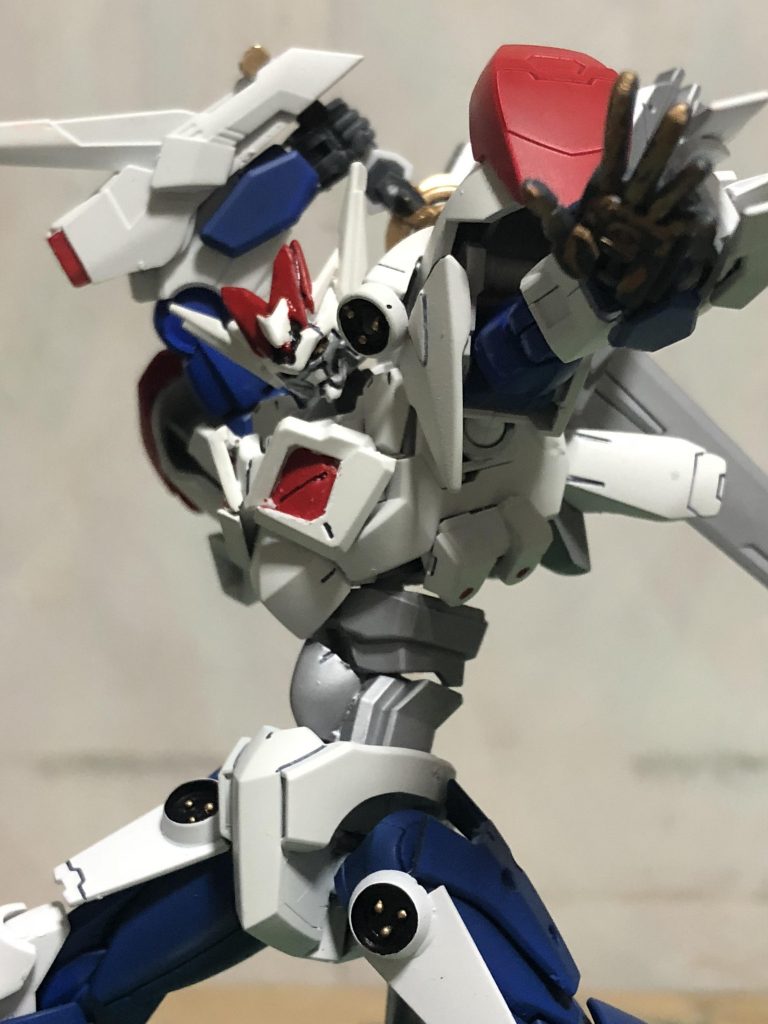 サイキック斬！！！
大張正己さんの描いた絵をイメージしたポーズ