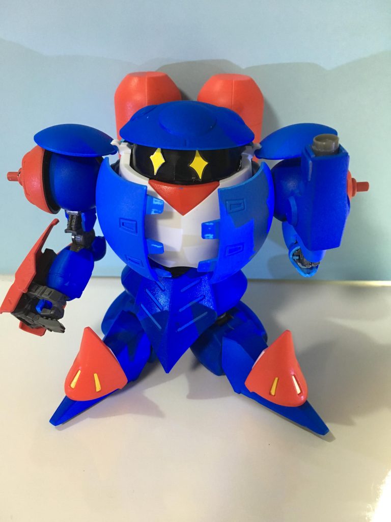 右腕にアーマーパンチ、背中にロケットブースターを追加し、
スーパーカップマンにパワーアップ!