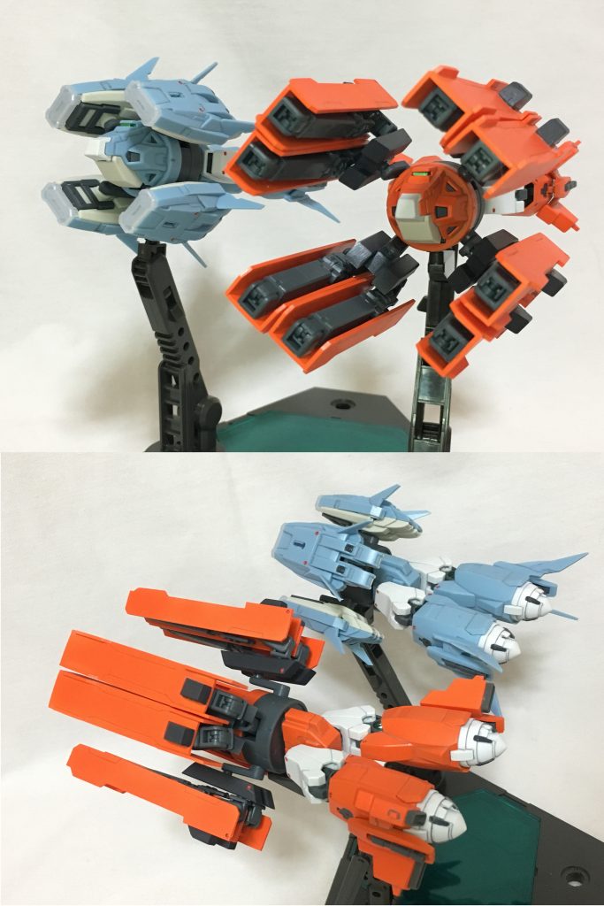 プトレマイオスアームズとエウクレイデスアームズ。
エウクレイデスアームズは基本的にはプトレマイオスアームズのままですが、コンテナユニットを自作のアームユニットに置き換え、尾翼もエウクレイデス風に変更。
イフリートモード時の足首にあたる箇所の円形の部分はGNコンデンサと解釈し、ラピーテープとジェルクリアで加工しています。