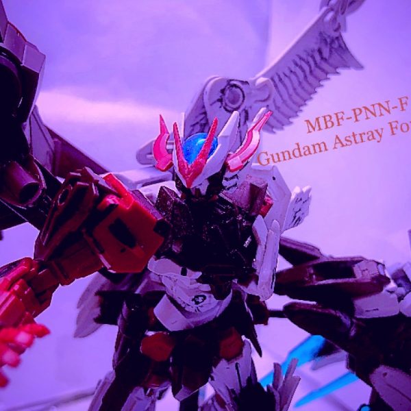 ガンダムアストレイフォーリナー