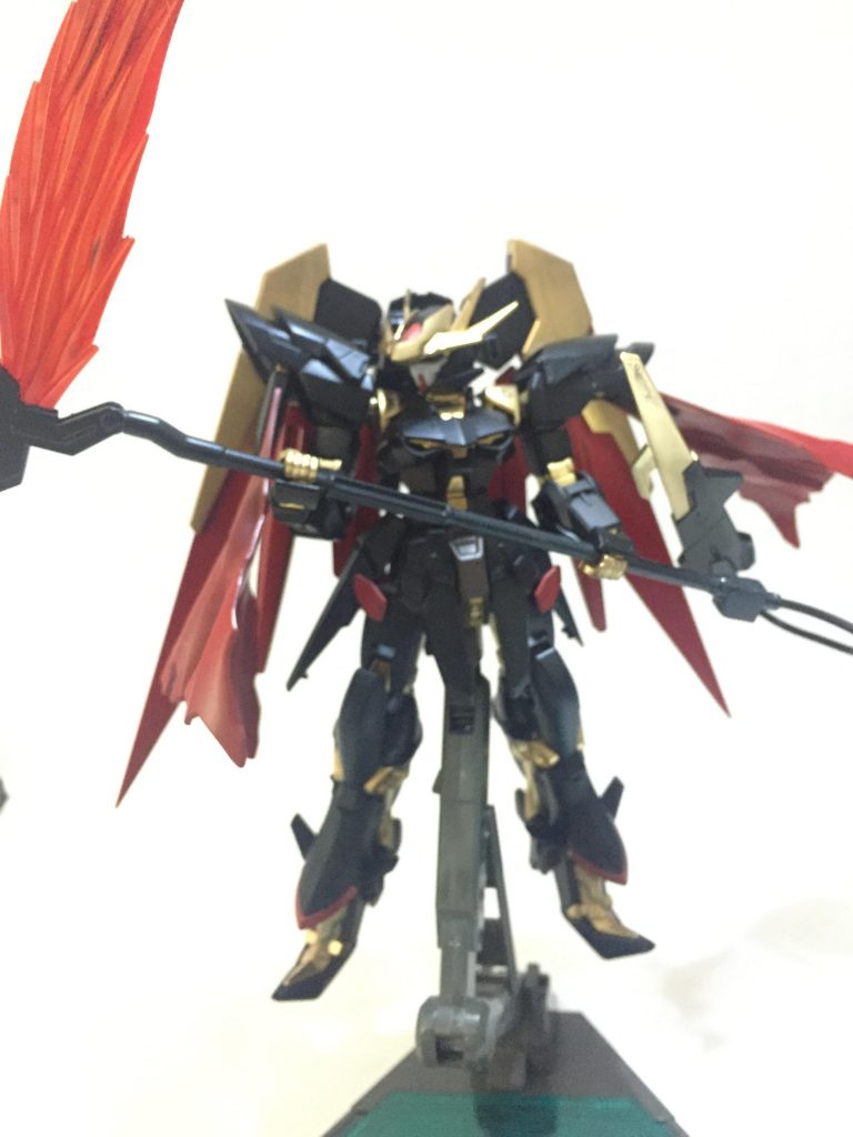 槍の部分はアンカーになっているので相手に刺して引っ張ったりします