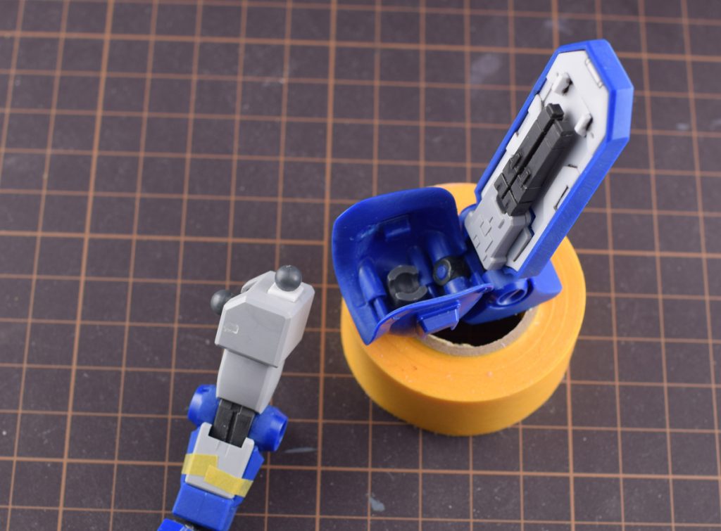 ゼクアイン腕の後はめ加工やシールド裏のディテールなど