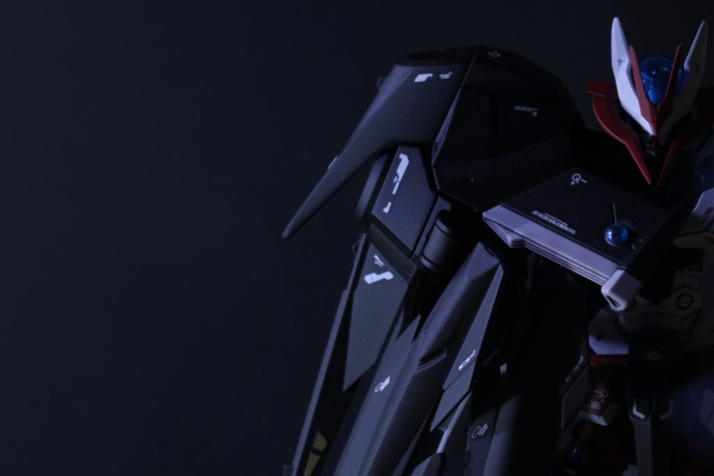 デカールはRGアストレイレッドフレーム、ダブルオーガンダム、RX-78-2ガンダム用のを使用しております。