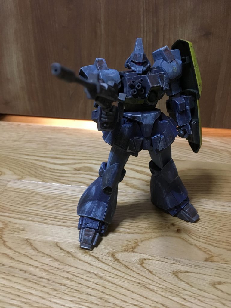 ビームライフル装備。