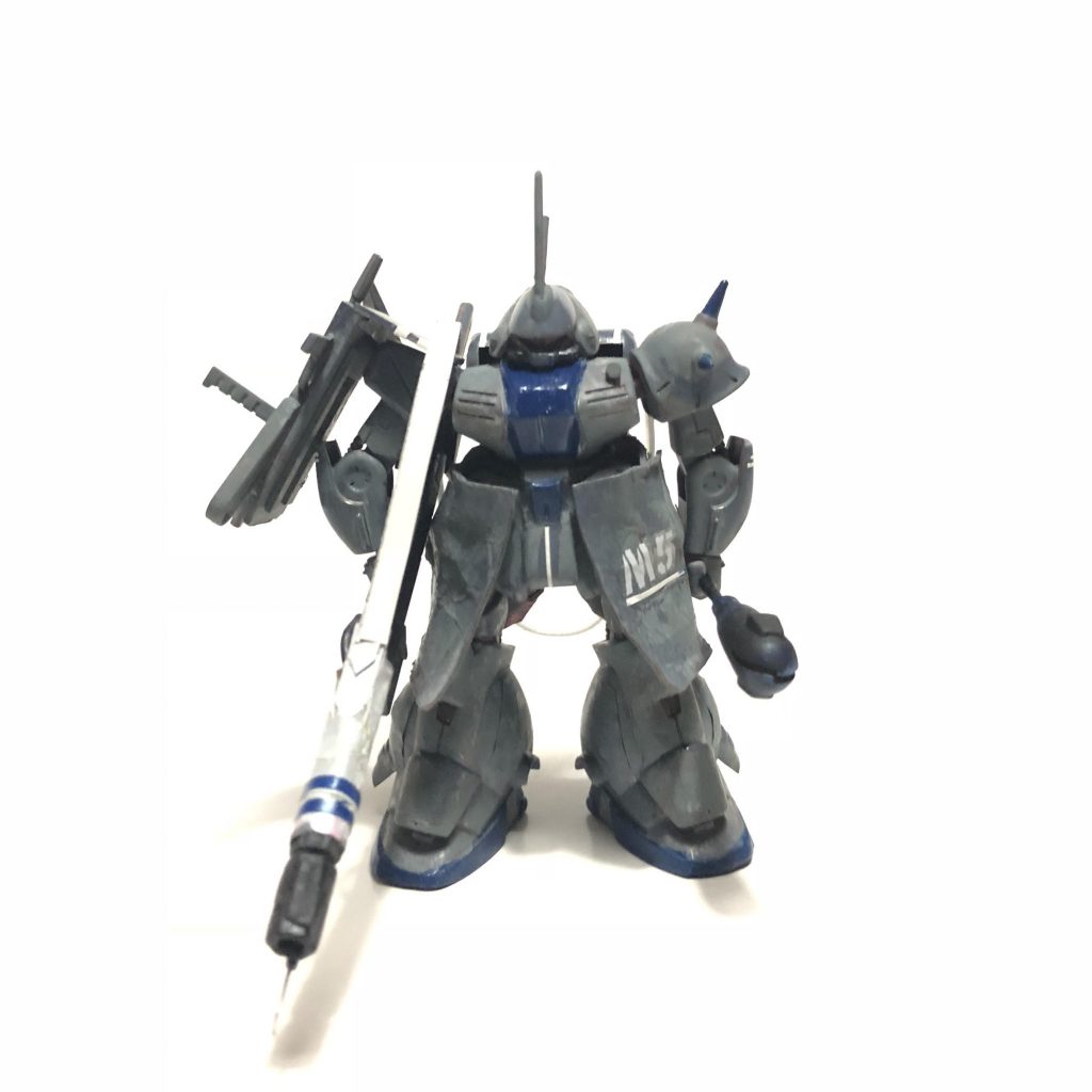 まえ
 
なんか足の取り付け方が間抜けだな。
 
腰周りにコート履かせました。
 
ロシアの冬は寒いのです。