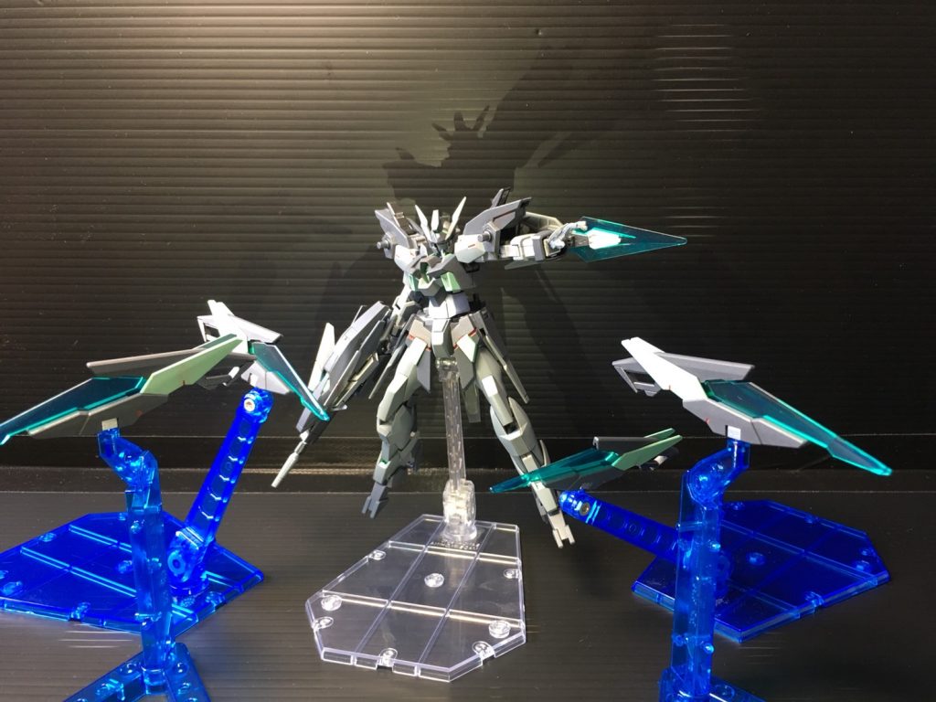 Fファンネル展開