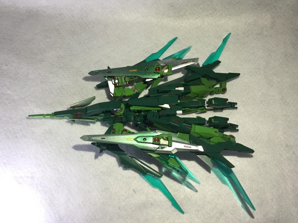 パイロット(製作者)であるヒイロの溢れる“愛”が機体(作品)に通じた時、その“愛”を“合鍵”に本機に秘められた力が覚醒する!!
*ヒイロ「燃えろ、レイヤー!俺の“愛”と共に……本能解放!ワイルドブラスト!!!」*