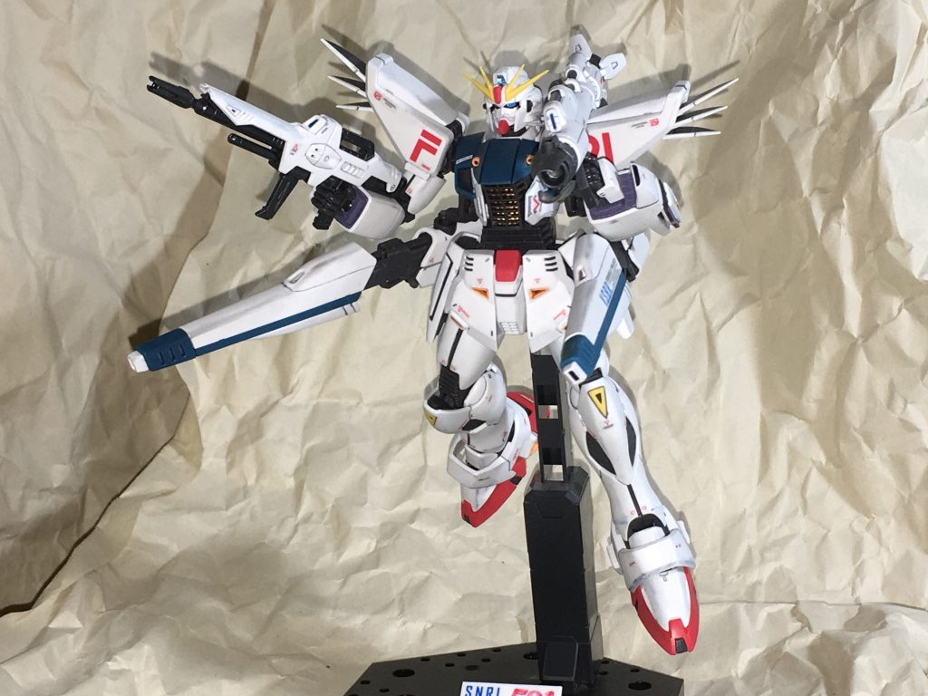 ビームランチャーも持たせて
フル装備!!