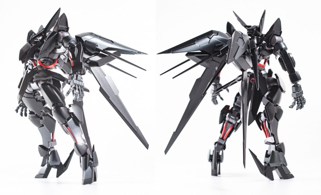 ぱっと見は全身真っ黒ですが一部グレーだったりガンメタだったりでメリハリを付けています。