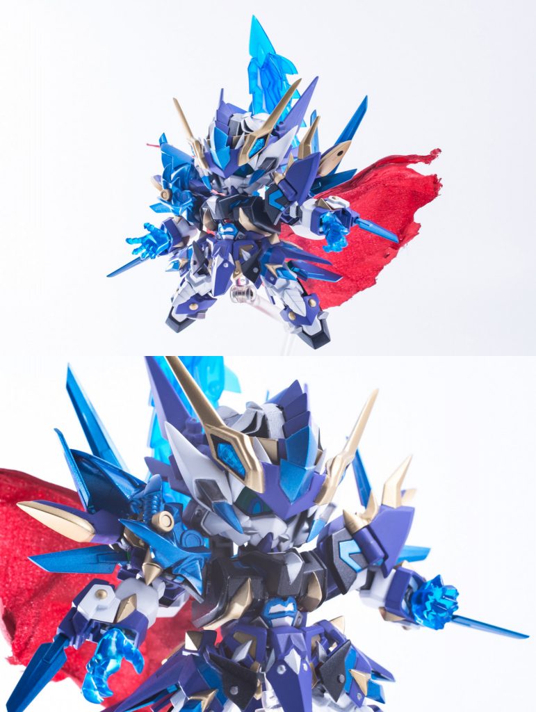 神雷界放形態＜プラズマバーストモード＞。FXバースト形態とプラズマドラグーンが元ネタ。自分の体でプラズマドラグーンを再現しているイメージなので手首も変更し目にも薄い青色のフィルムを挟み込んでいます。